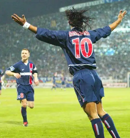 的估值大約 的估值大約