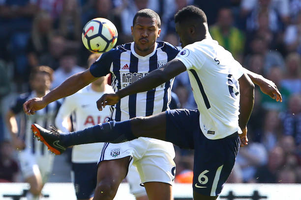 许多消费者 许多消费者